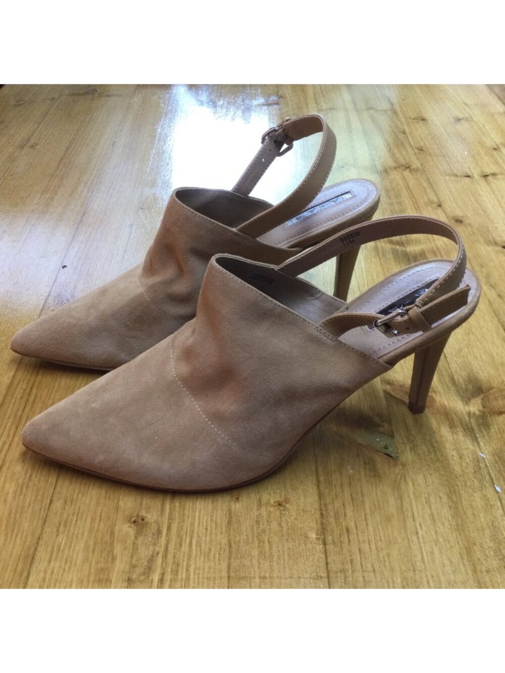Tan Leather Pointed Toe Slingback Heels Size 11 M Tahari Breeze Suede Event Work